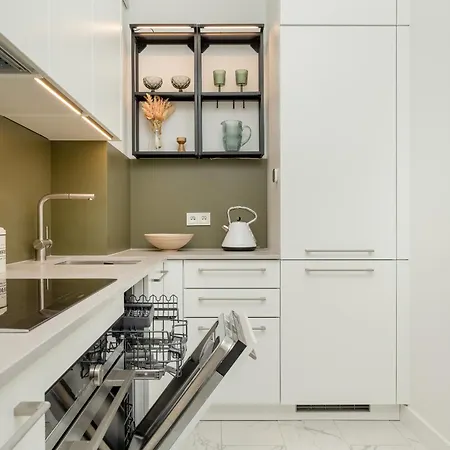 Apartment Staromlynska Near Wyspa Slodowa In By Renters